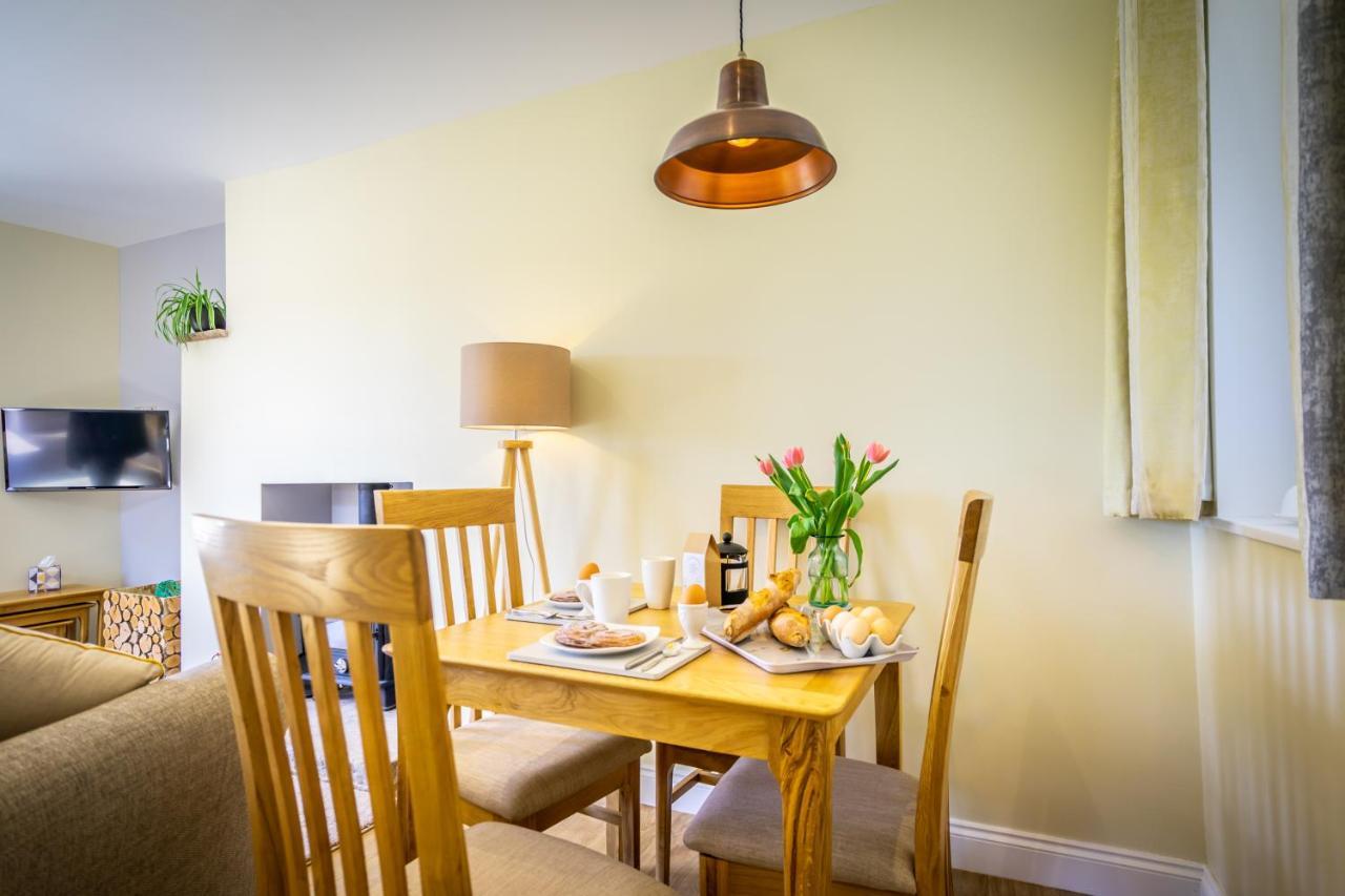 Brecks Farm - Well Cottage ヨーク エクステリア 写真