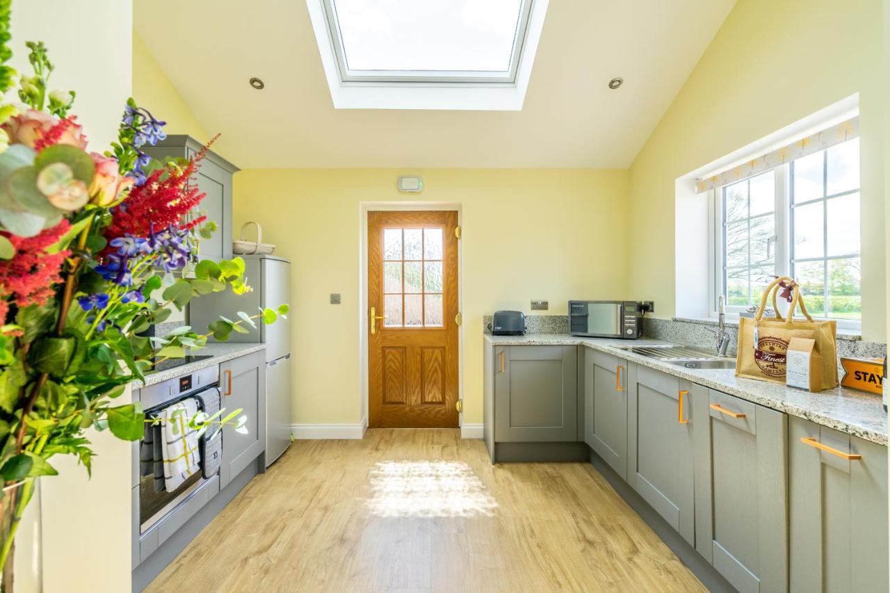 Brecks Farm - Well Cottage ヨーク エクステリア 写真