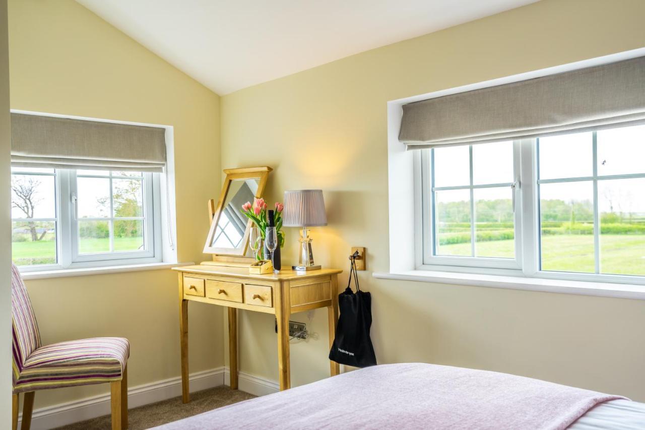 Brecks Farm - Well Cottage ヨーク エクステリア 写真